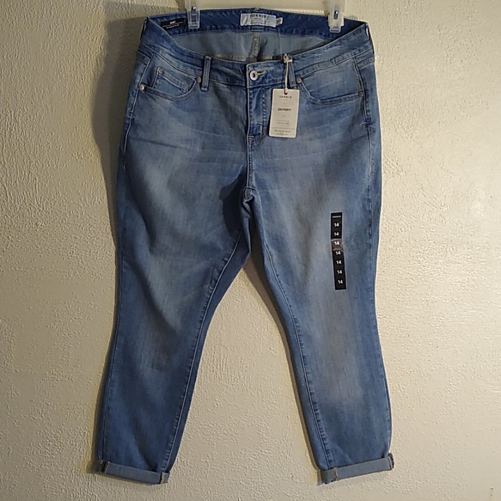 NWT Torrid skinny jeans, size 14